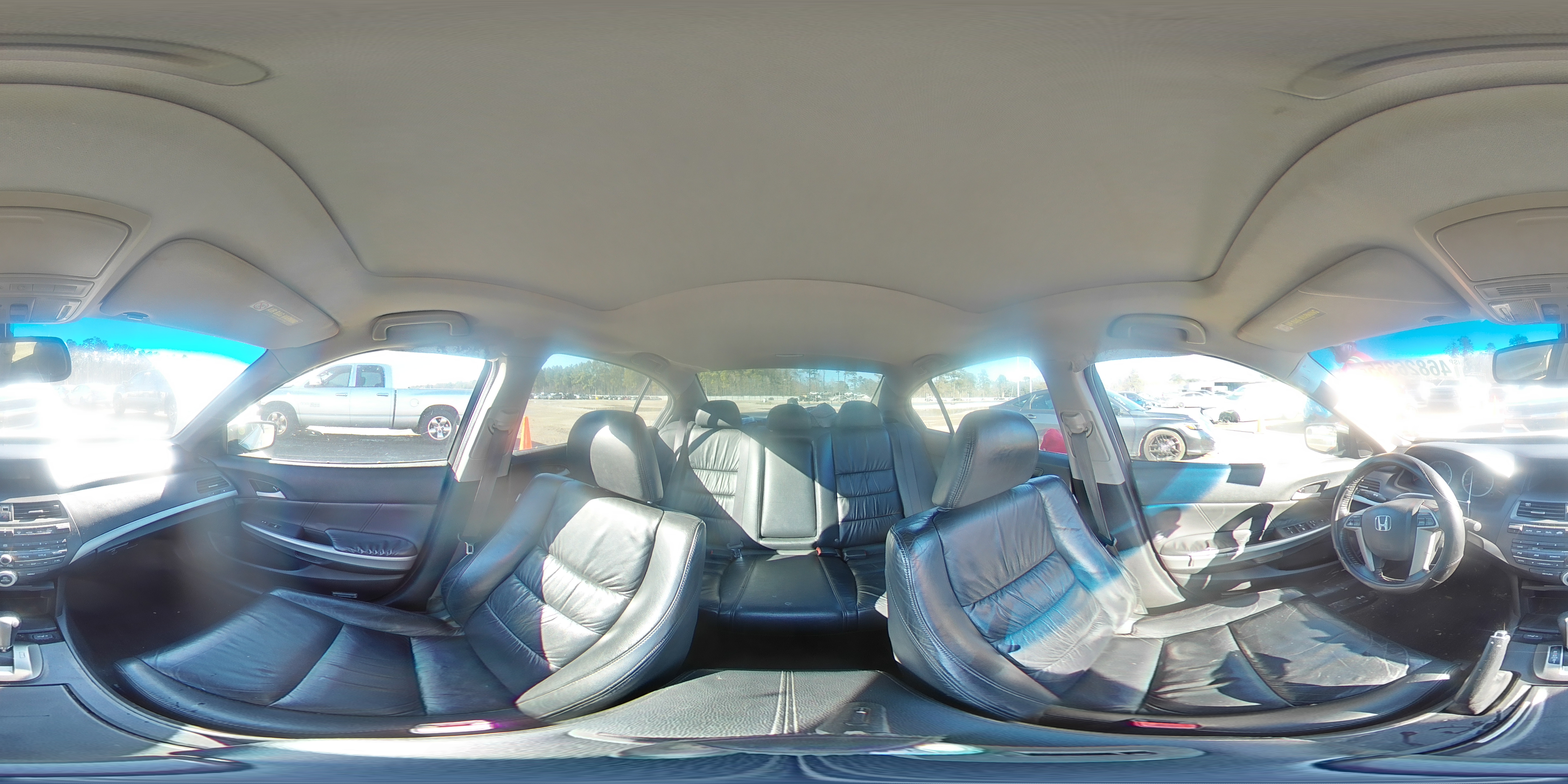 2009 Honda Accord - Image 12