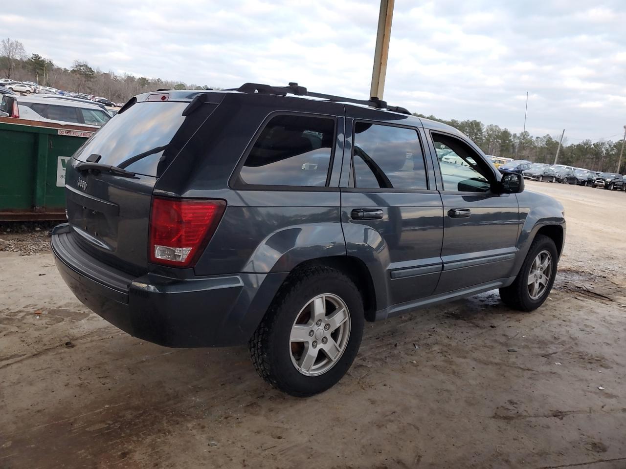 2007 Jeep Grand Cherokee - Image 3