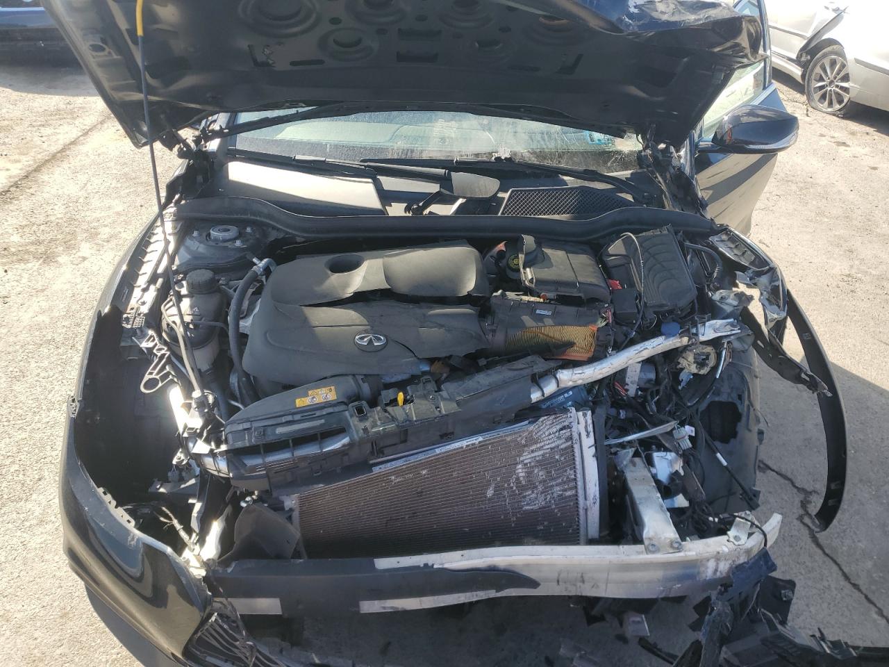 2018 Infiniti QX30 - Image 11