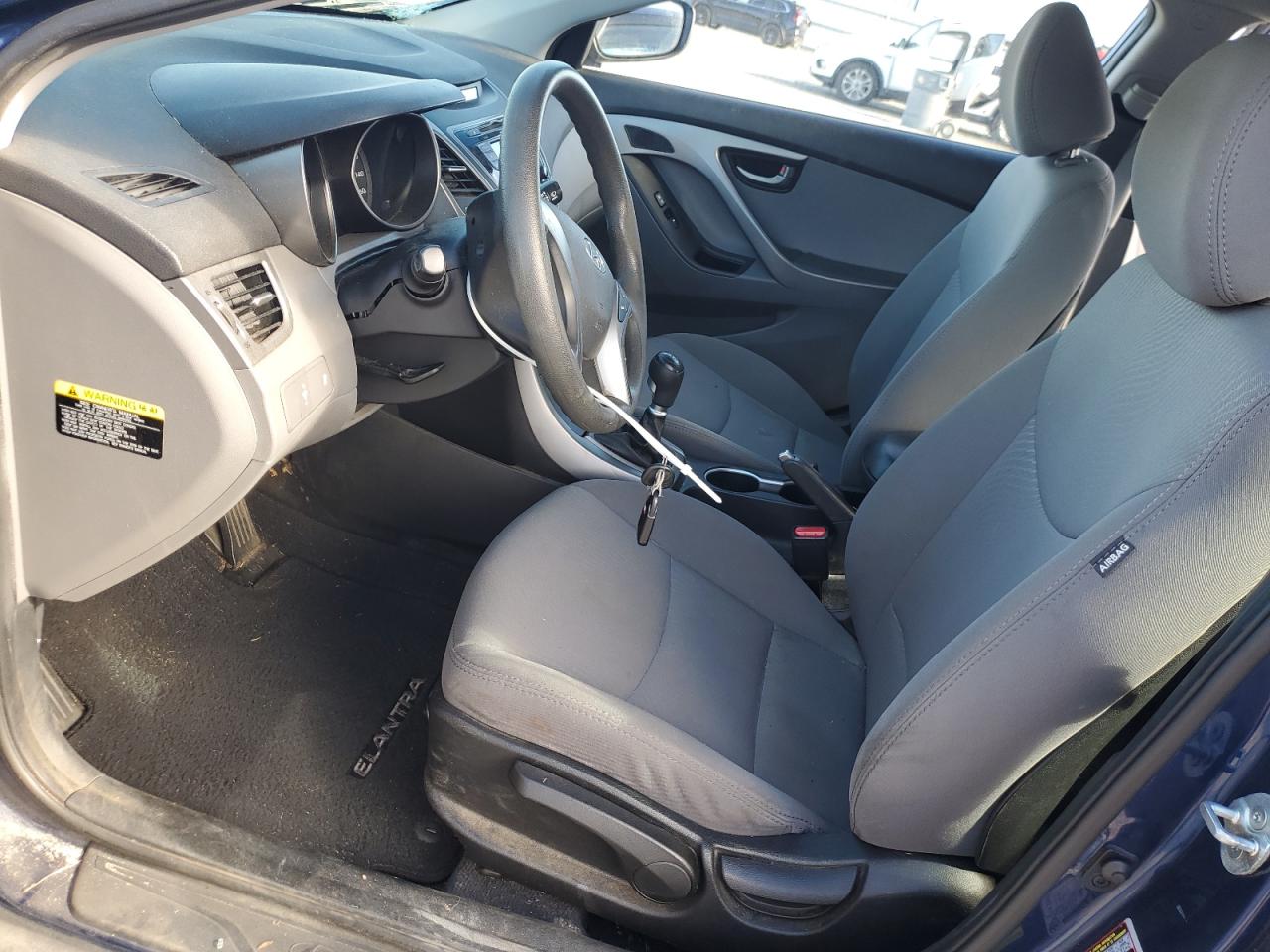 2016 Hyundai Elantra - Image 7