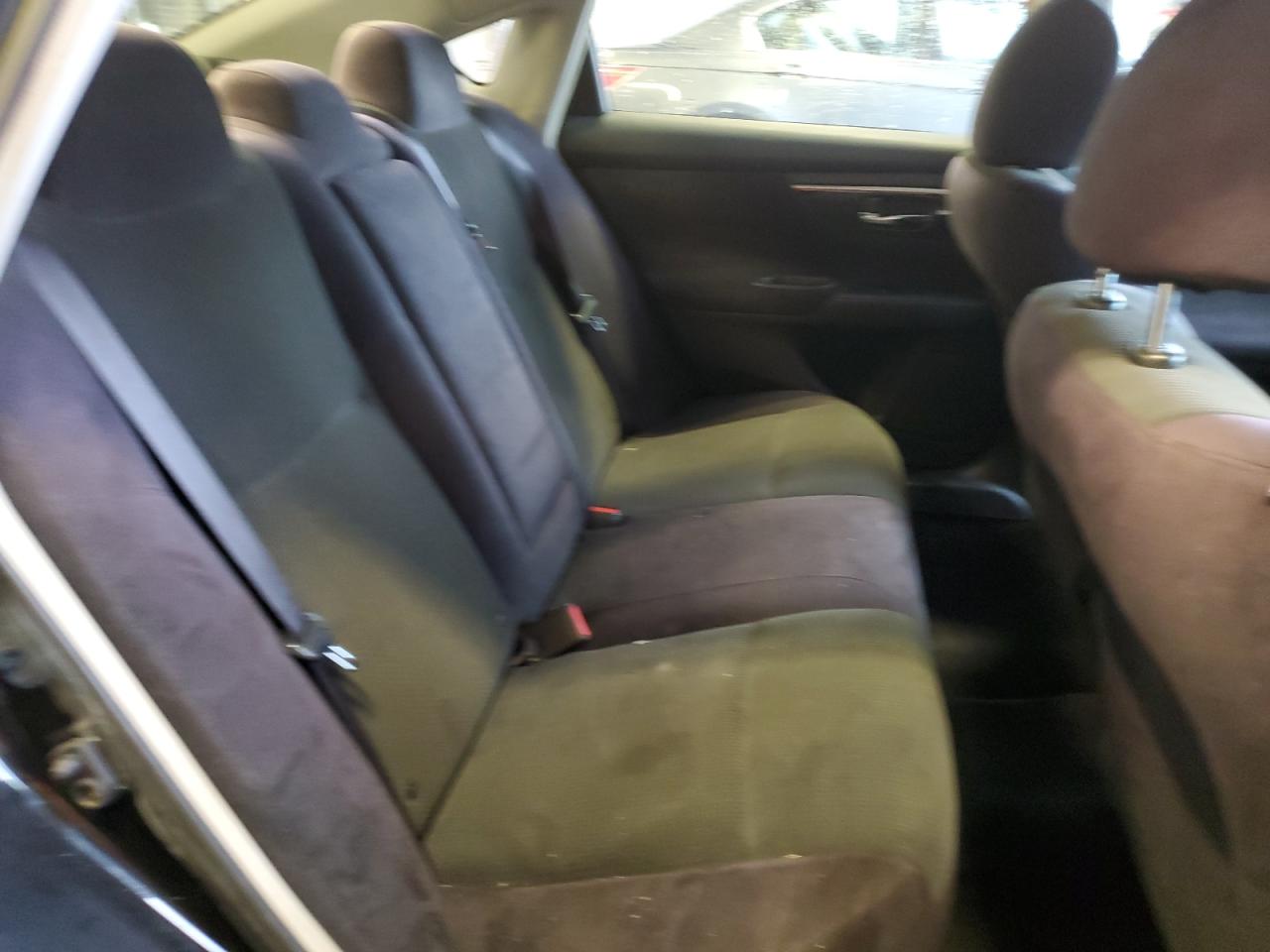 2013 Nissan Altima - Image 10
