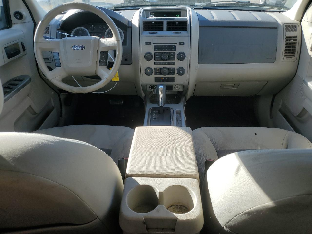 2008 Ford Escape - Image 8