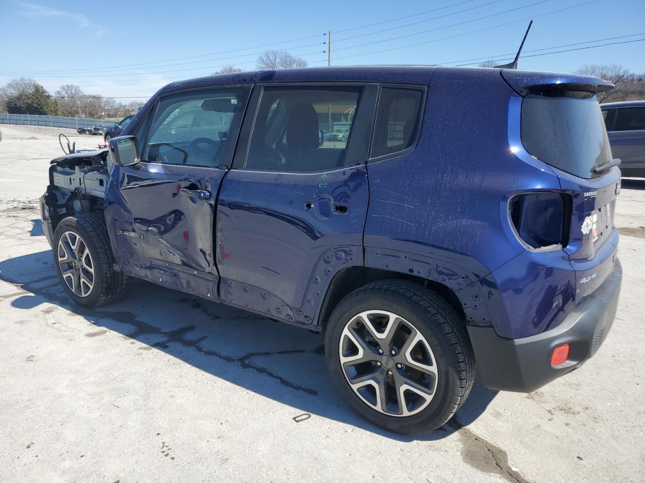 2018 Jeep Renegade - Image 2