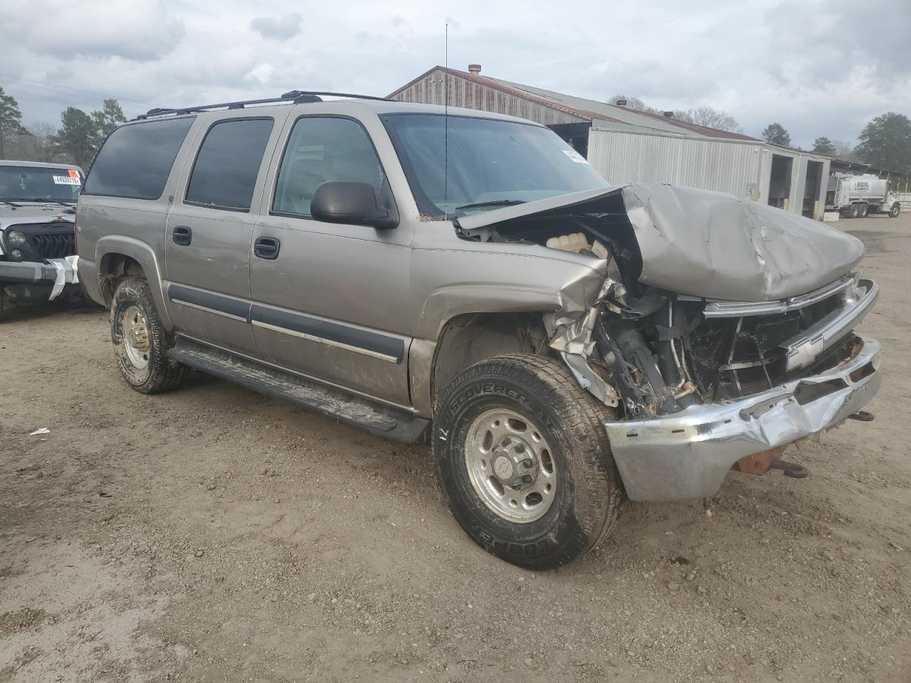 2002 Chevrolet Suburban - Image 4
