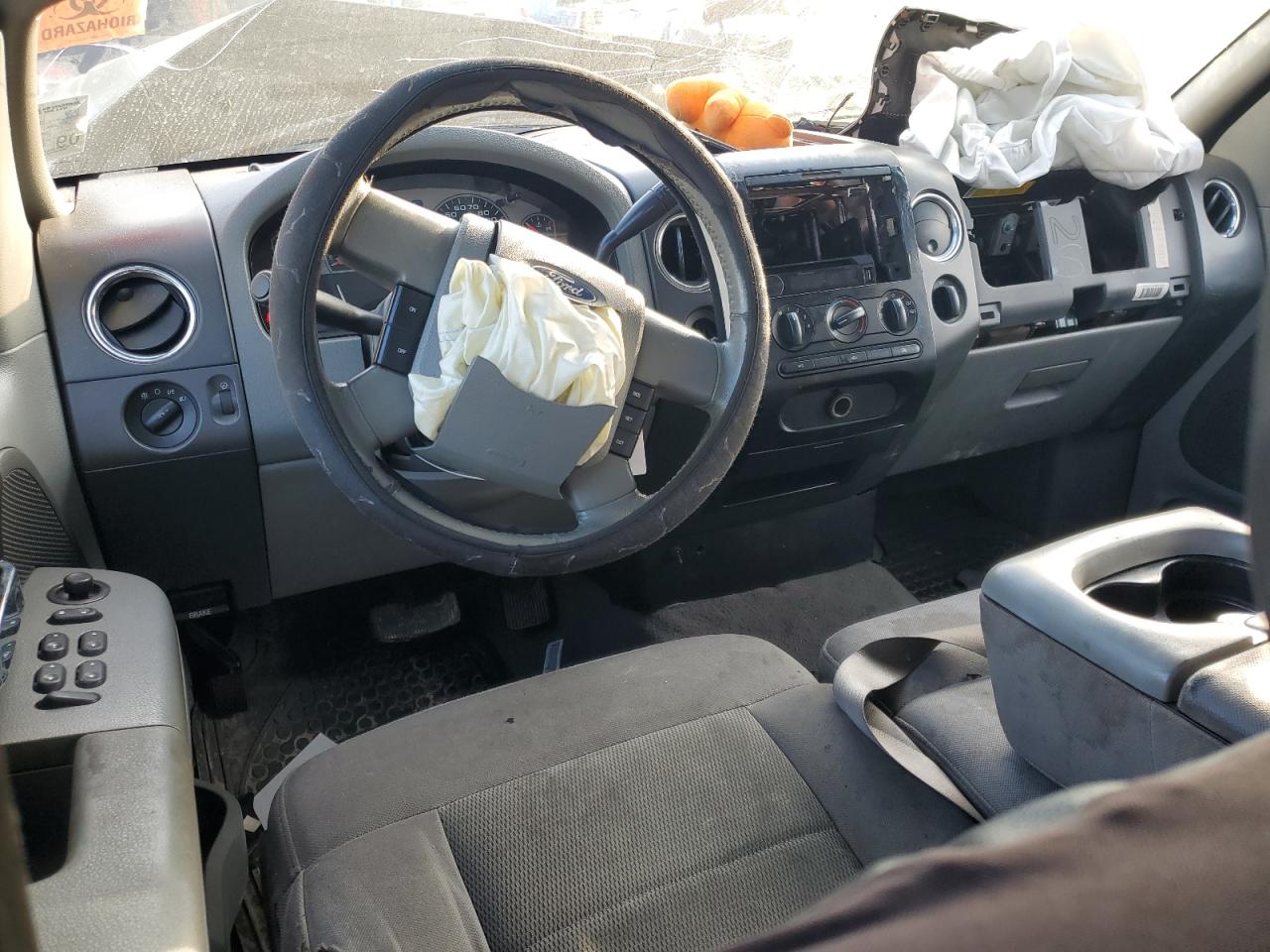 2006 Ford F-150 - Image 8