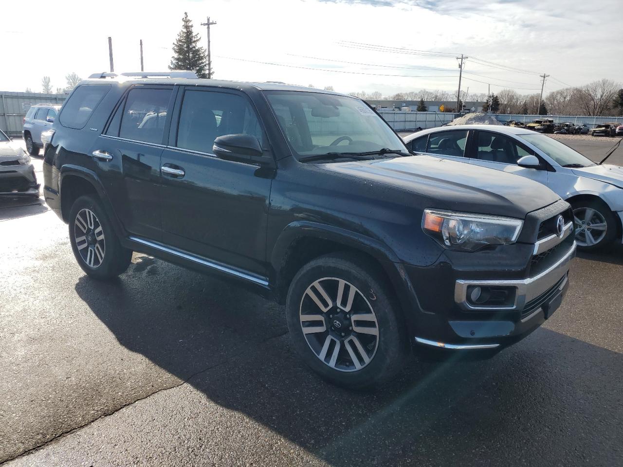 2017 Toyota 4Runner - Image 4