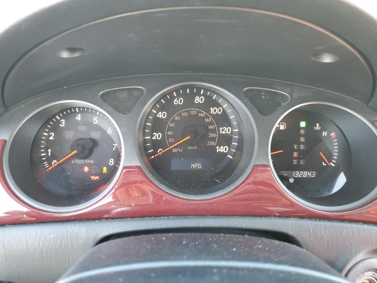 2005 Lexus ES - Image 9