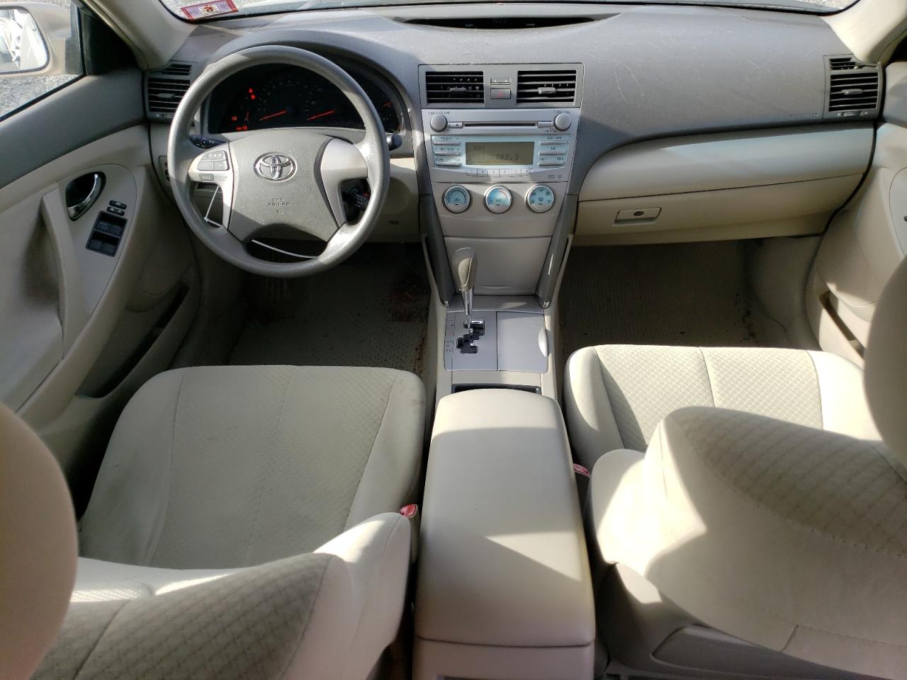 2009 Toyota Camry - Image 8