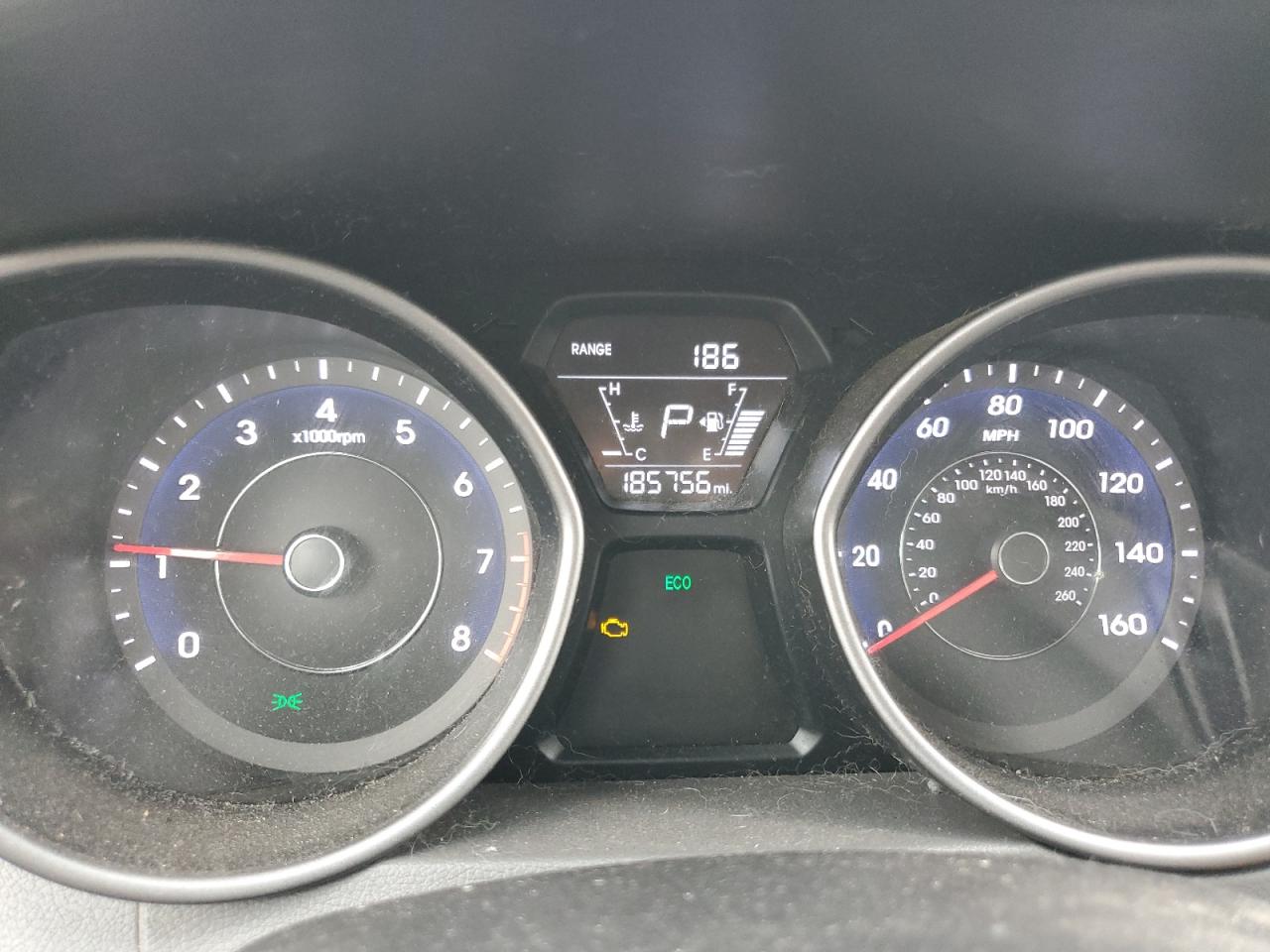 2015 Hyundai Elantra - Image 9