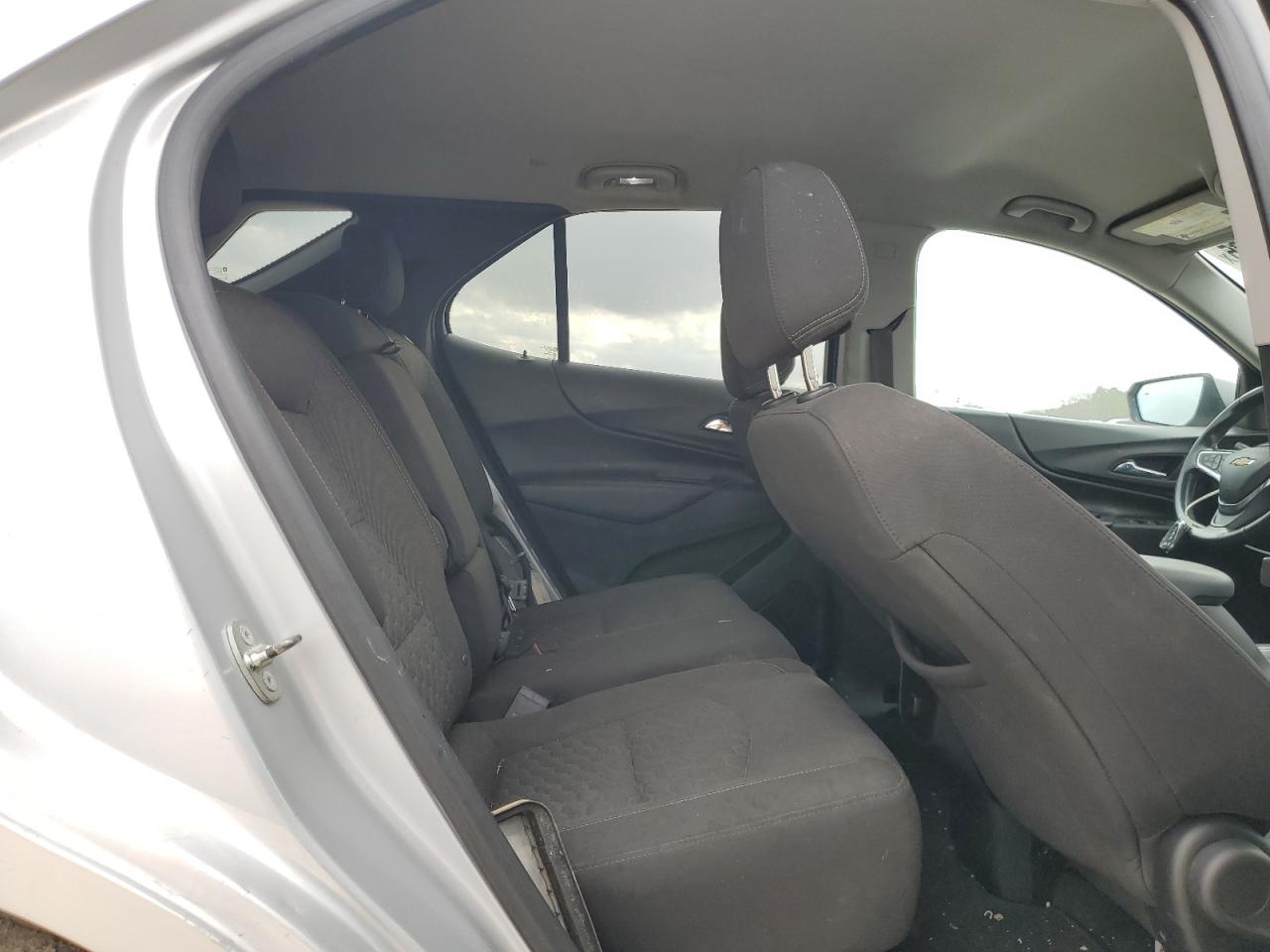 2018 Chevrolet Equinox - Image 11