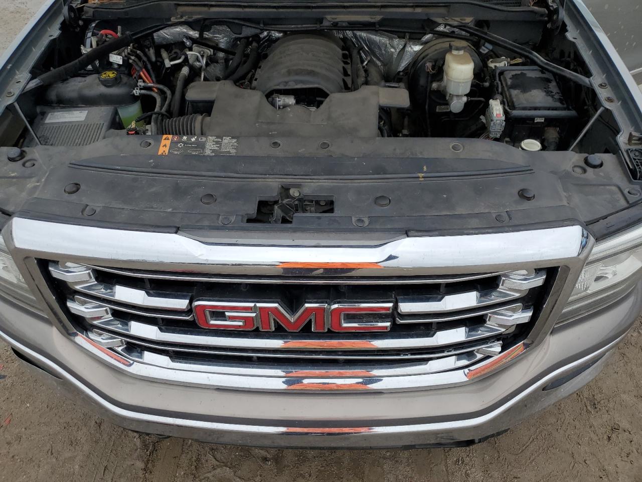 2017 GMC Sierra - Image 12