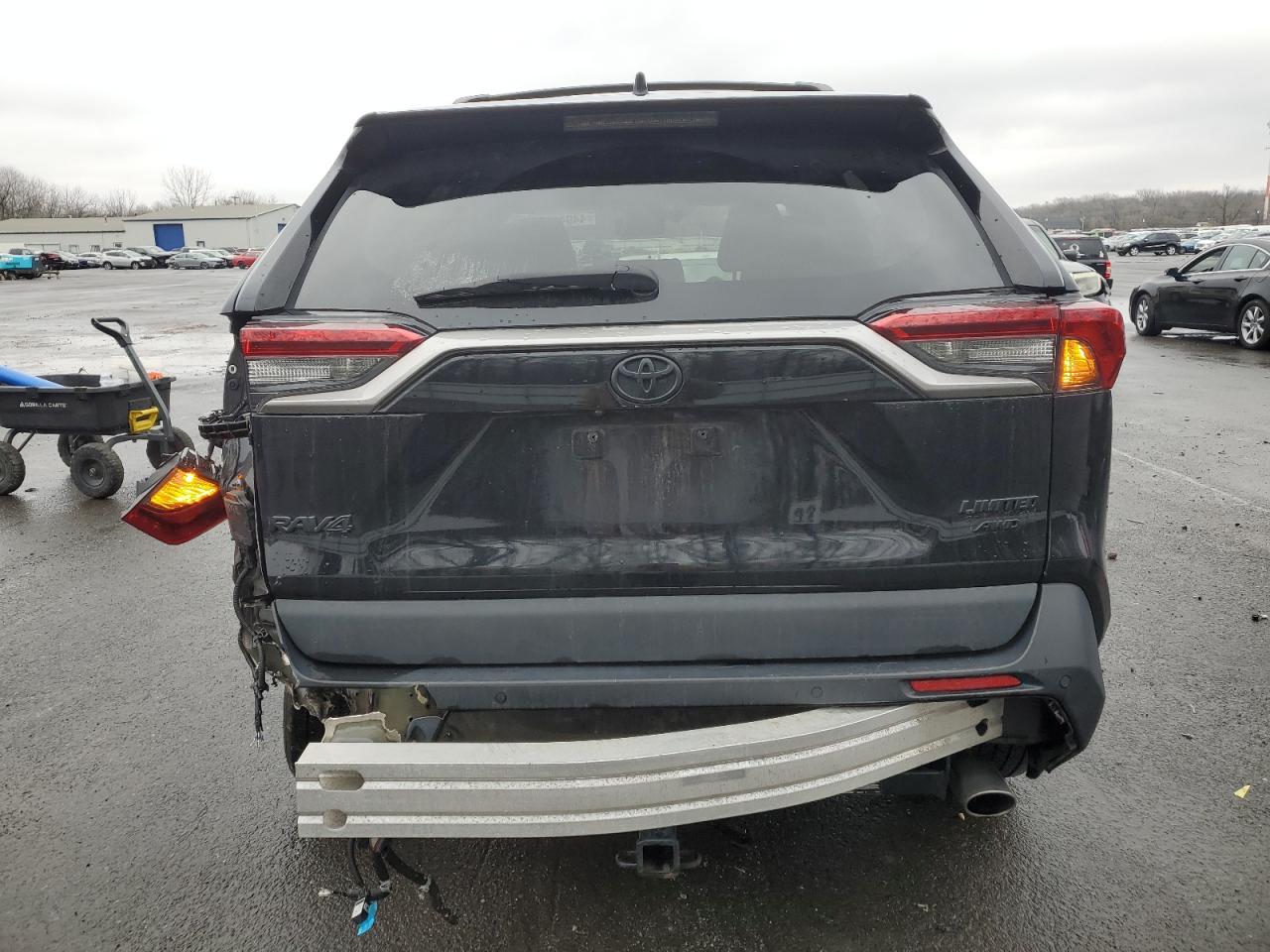 2019 Toyota RAV 4 - Image 6