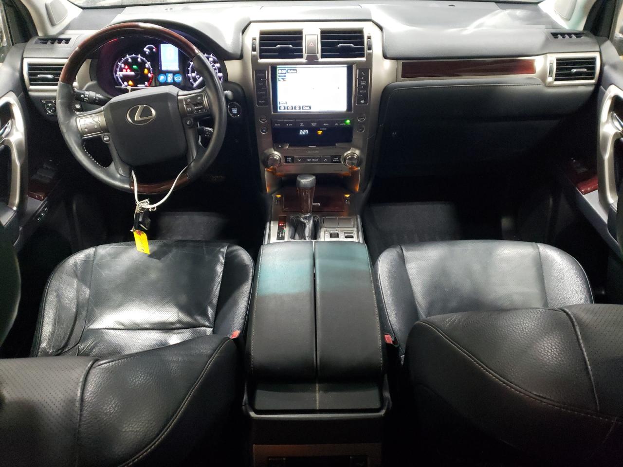 2015 Lexus GX - Image 8