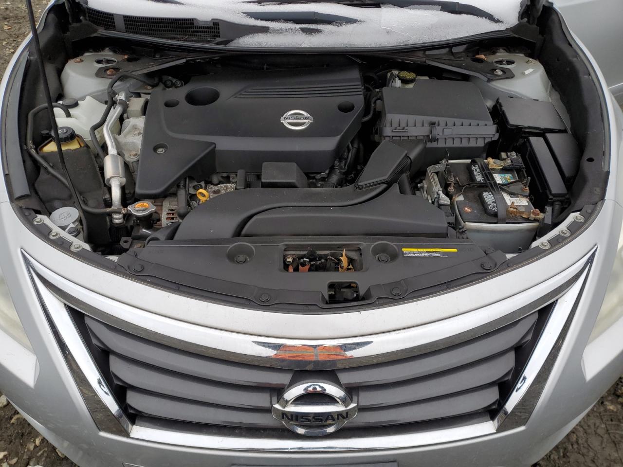 2015 Nissan Altima - Image 11