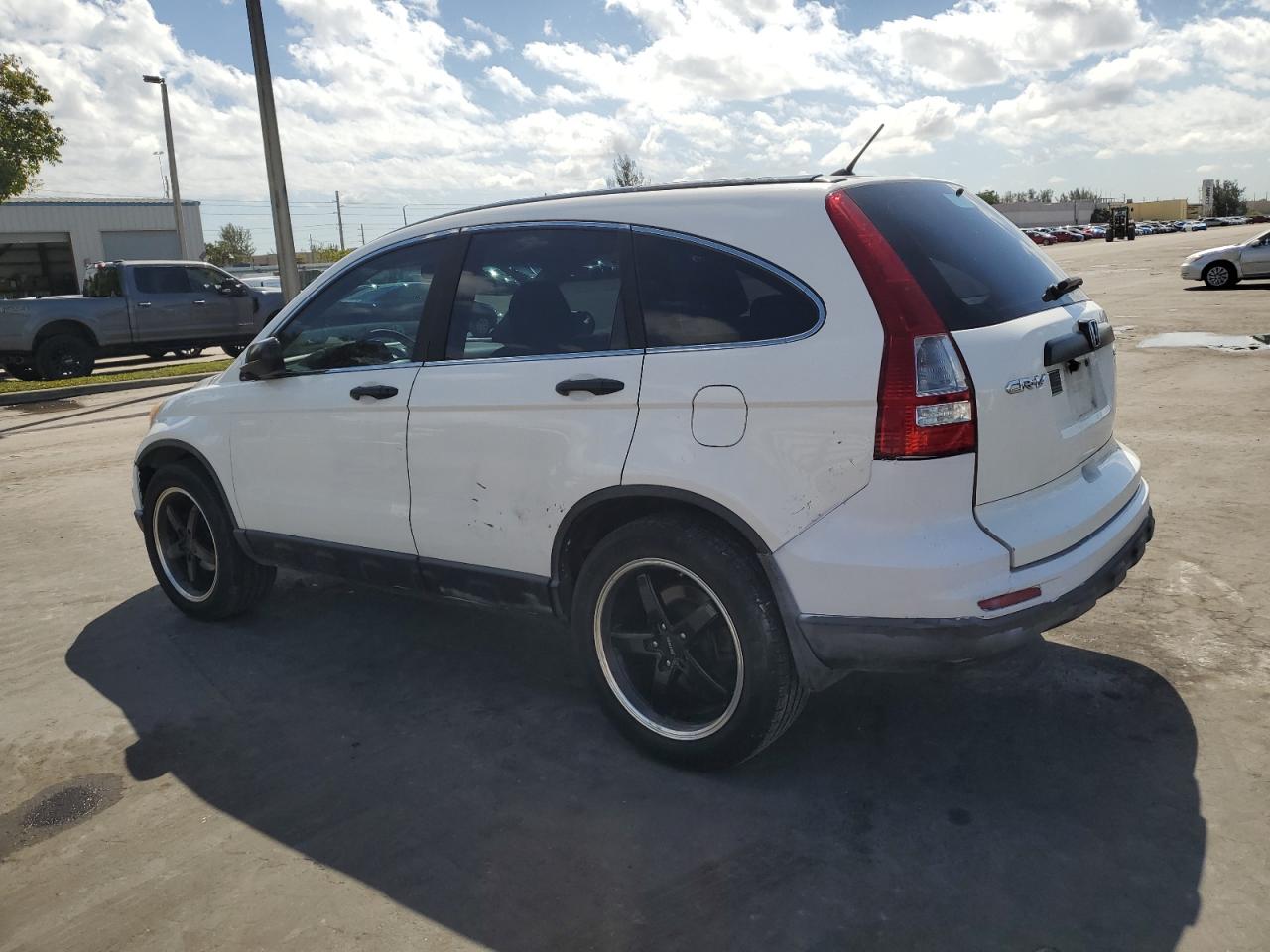 2011 Honda CR-V - Image 2