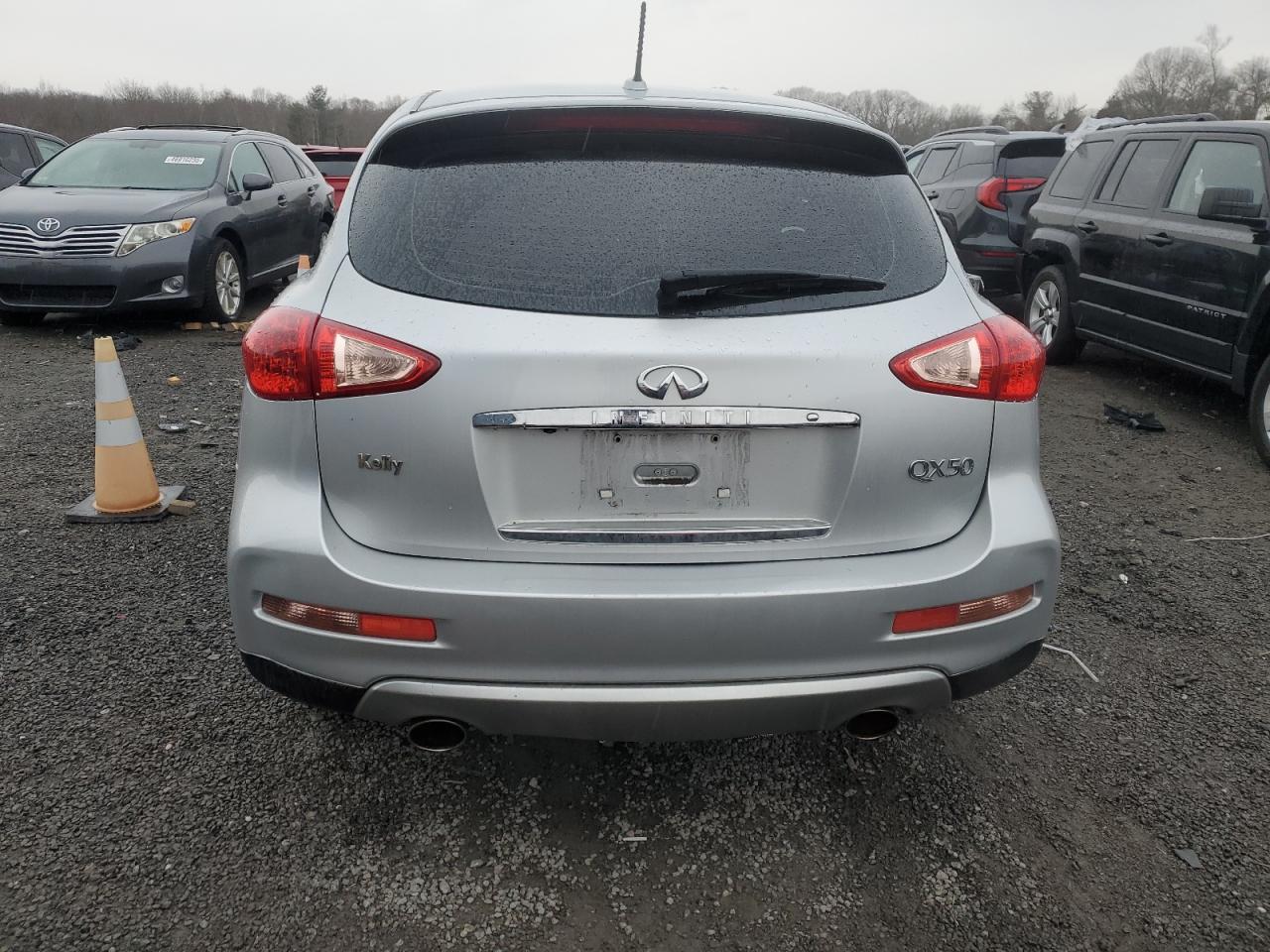 2017 Infiniti QX50 - Image 6