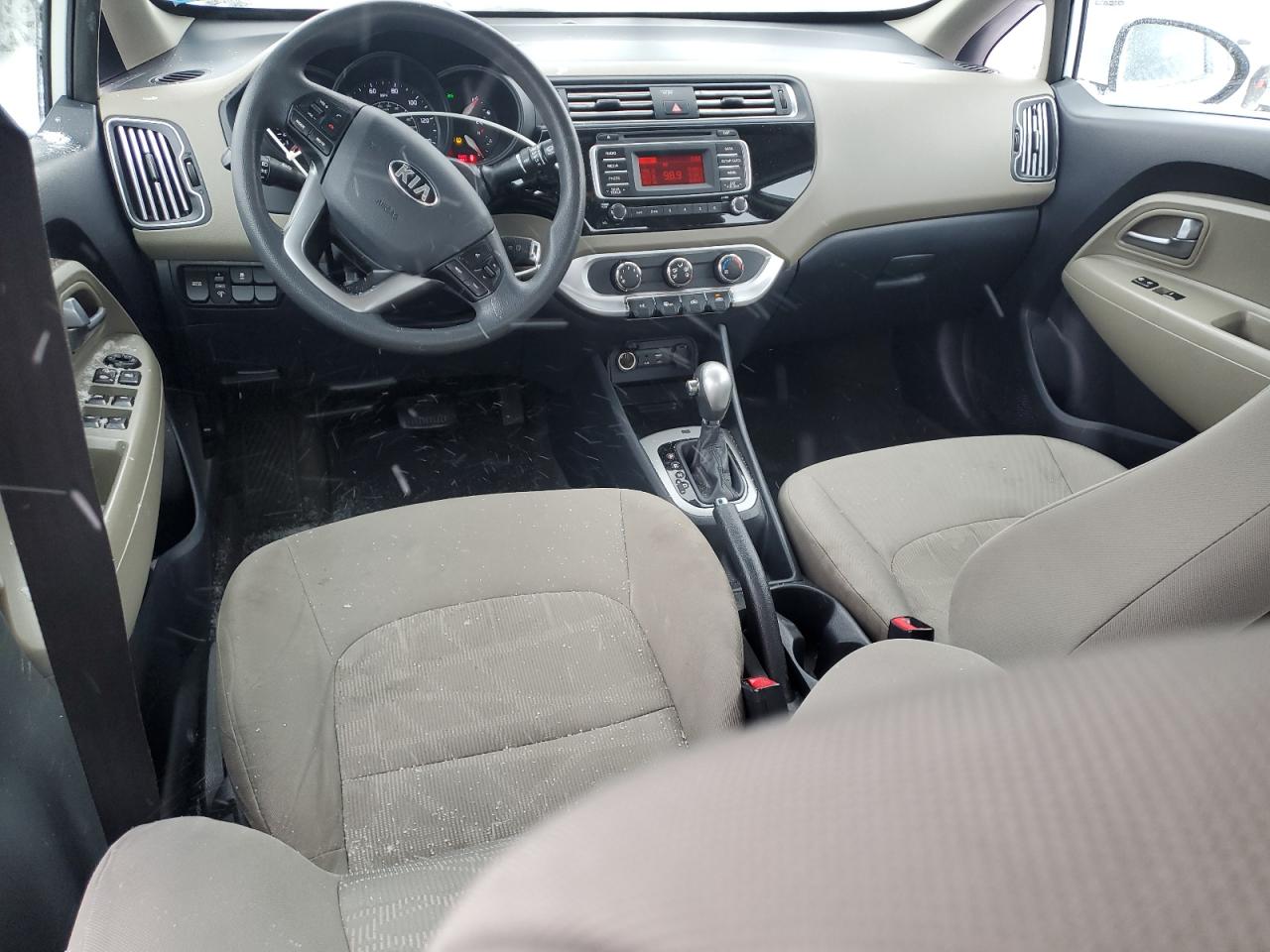 2016 Kia Rio - Image 8