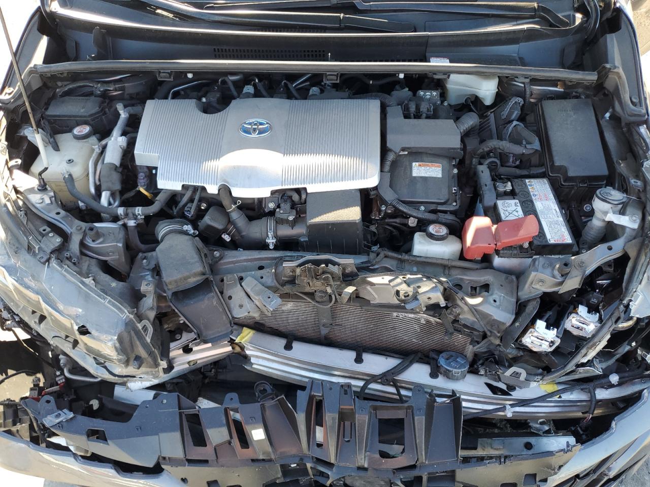 2020 Toyota Prius - Image 12