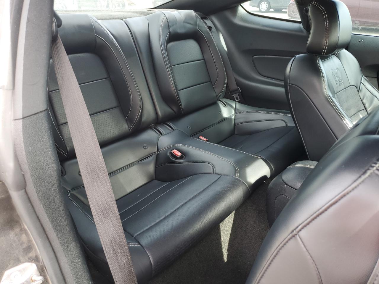 2015 Ford Mustang - Image 10