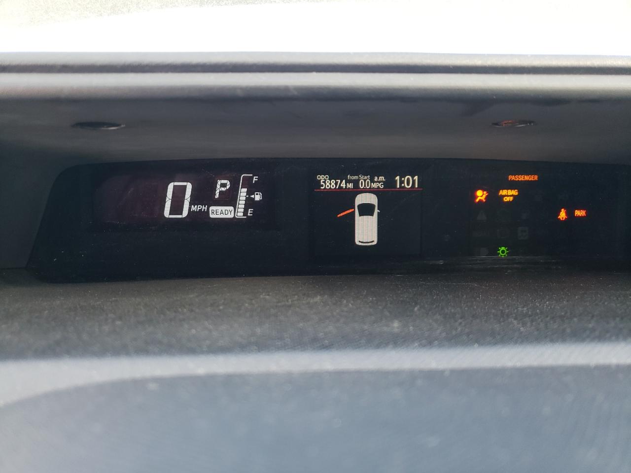 2016 Toyota Prius - Image 9