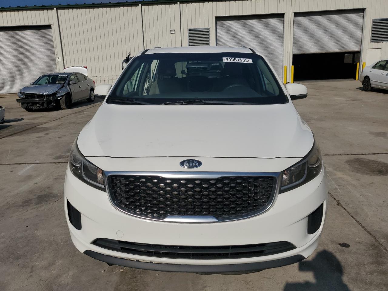 2015 Kia Sedona - Image 5