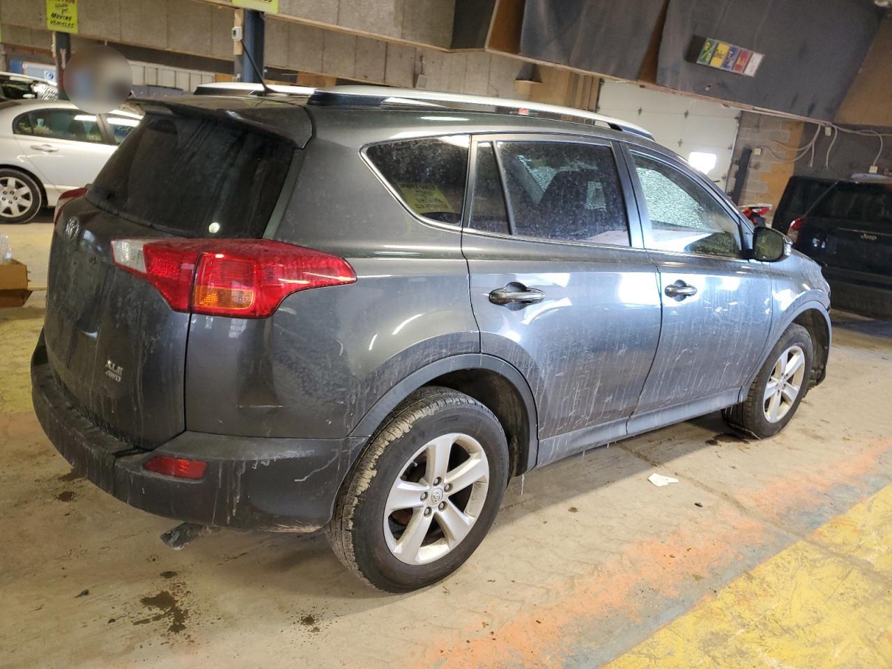 2014 Toyota RAV 4 - Image 3