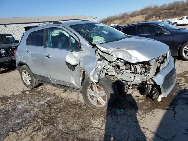  CHEVROLET TRAX 2017 Silver