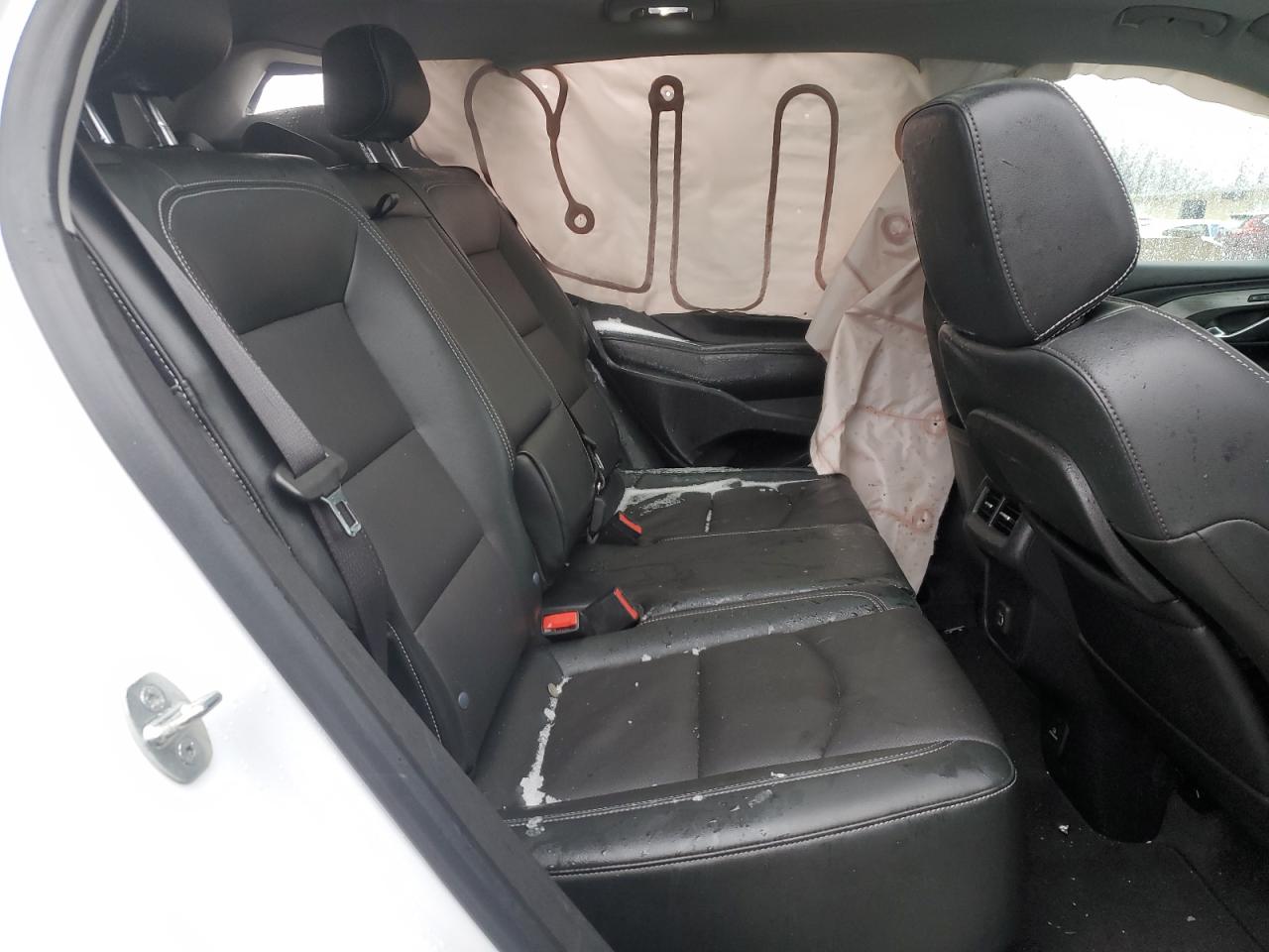 2022 GMC Terrain - Image 11
