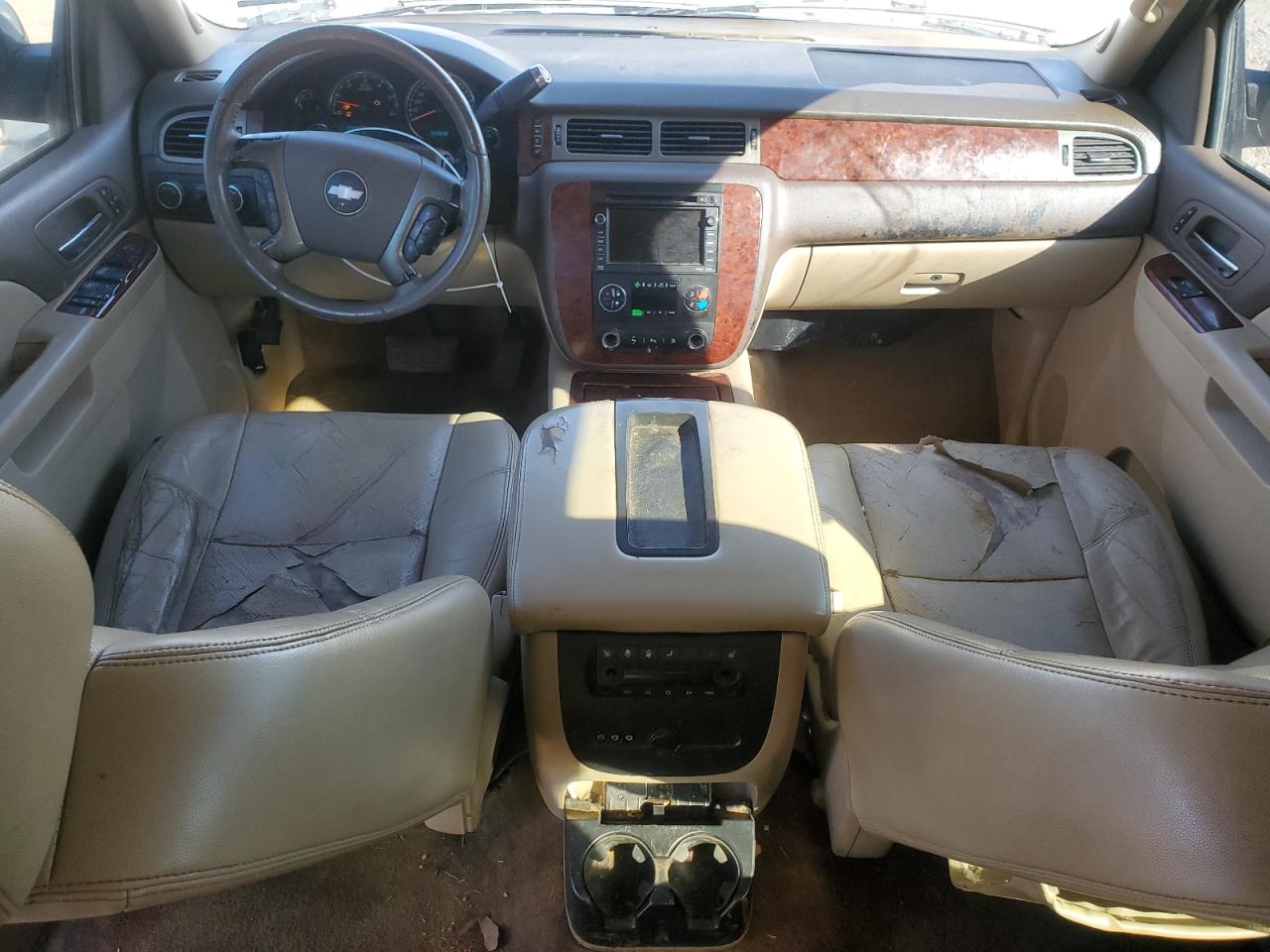 2010 Chevrolet Tahoe - Image 8