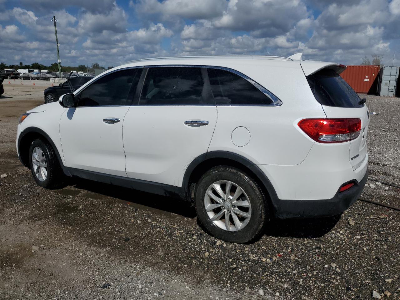 2018 Kia Sorento - Image 2