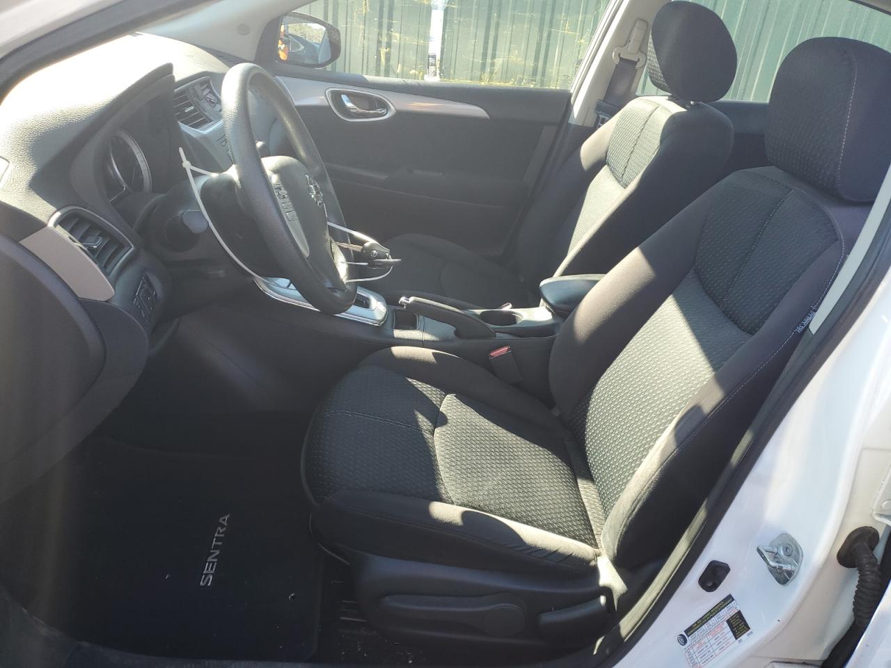 2014 Nissan Sentra - Image 7