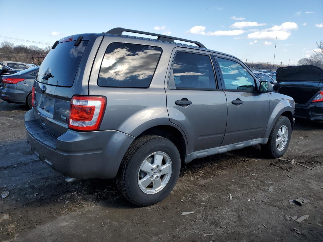 2012 Ford Escape - Image 3