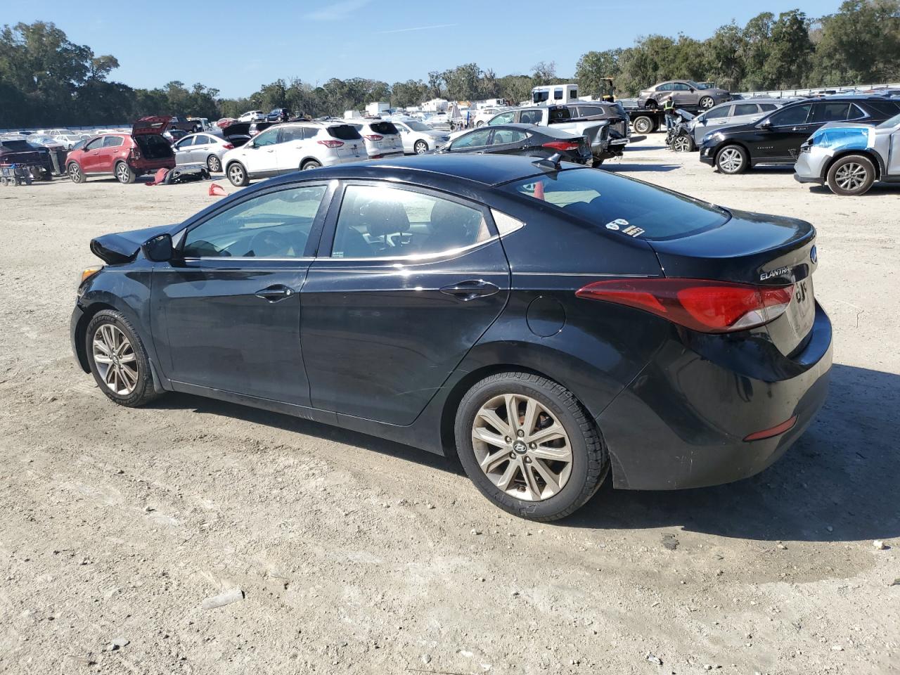2015 Hyundai Elantra - Image 2