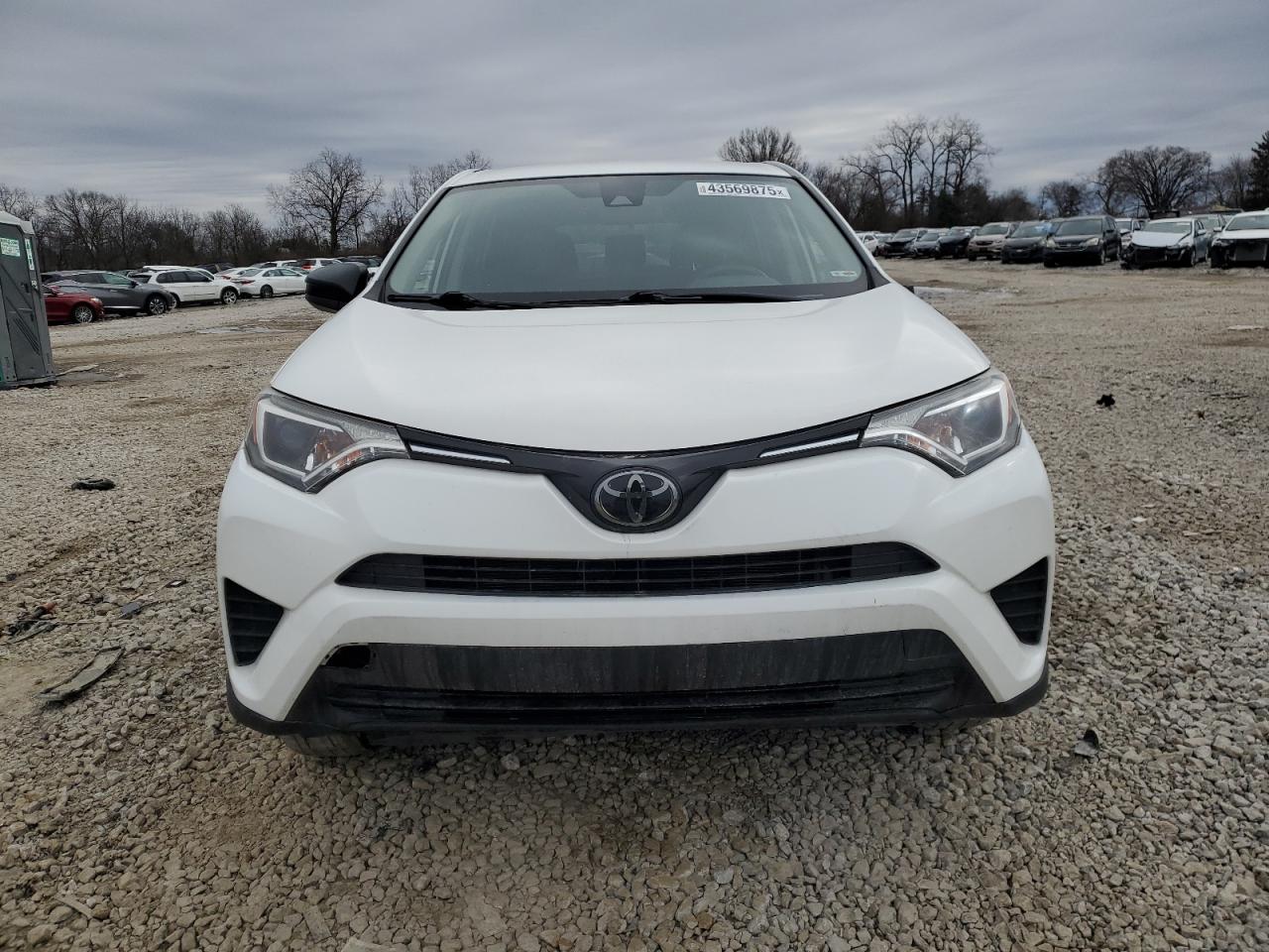2018 Toyota RAV 4 - Image 5