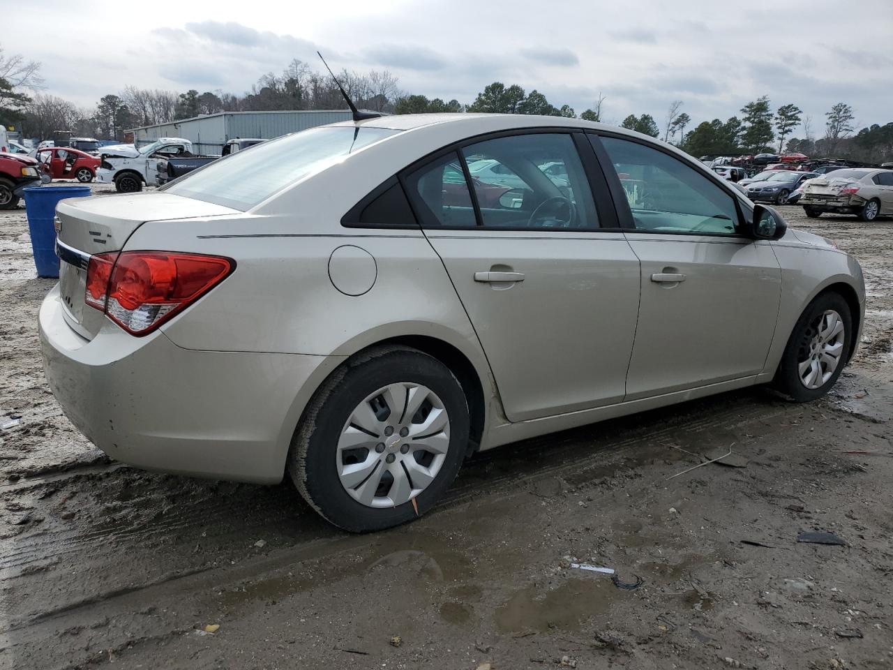 2013 Chevrolet Cruze - Image 3