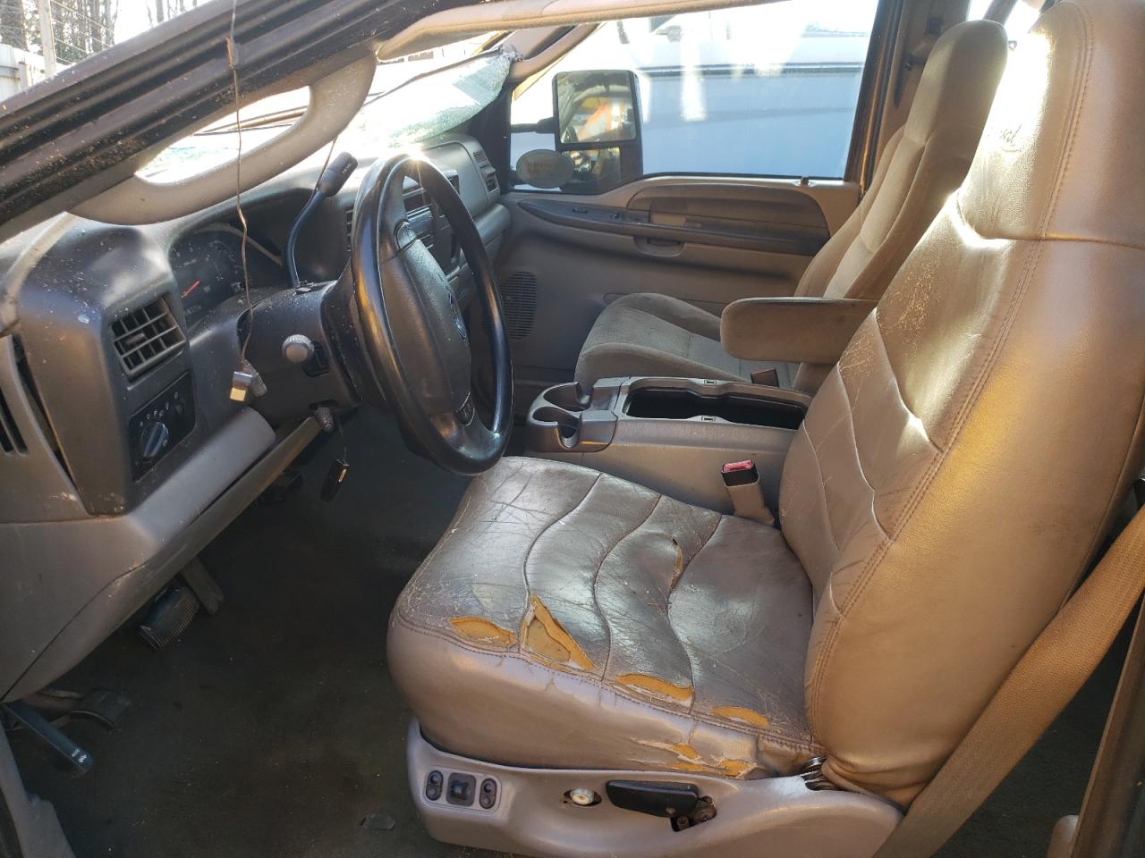 2003 Ford F250 - Image 7