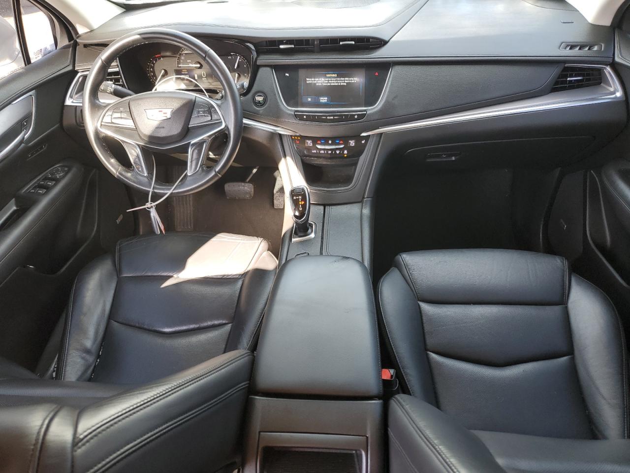 2019 Cadillac XT5 - Image 8