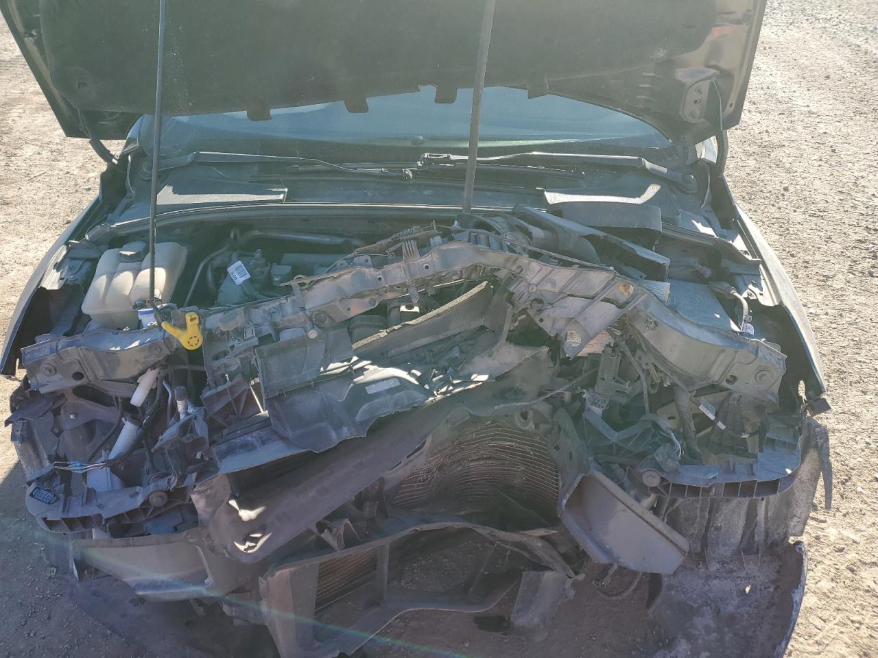 2018 Ford Focus - Image 12
