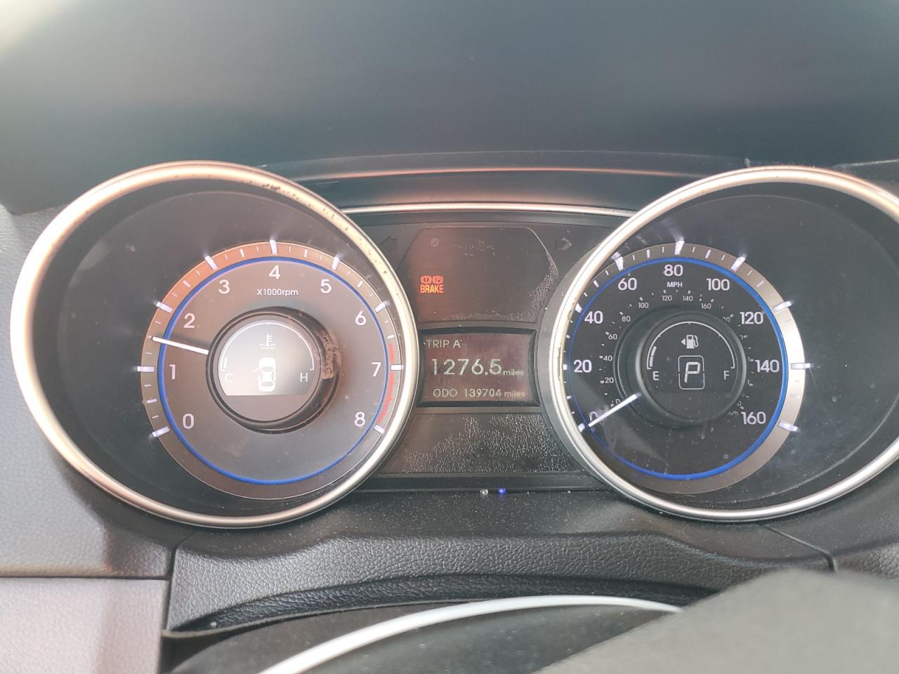 2012 Hyundai Sonata - Image 9
