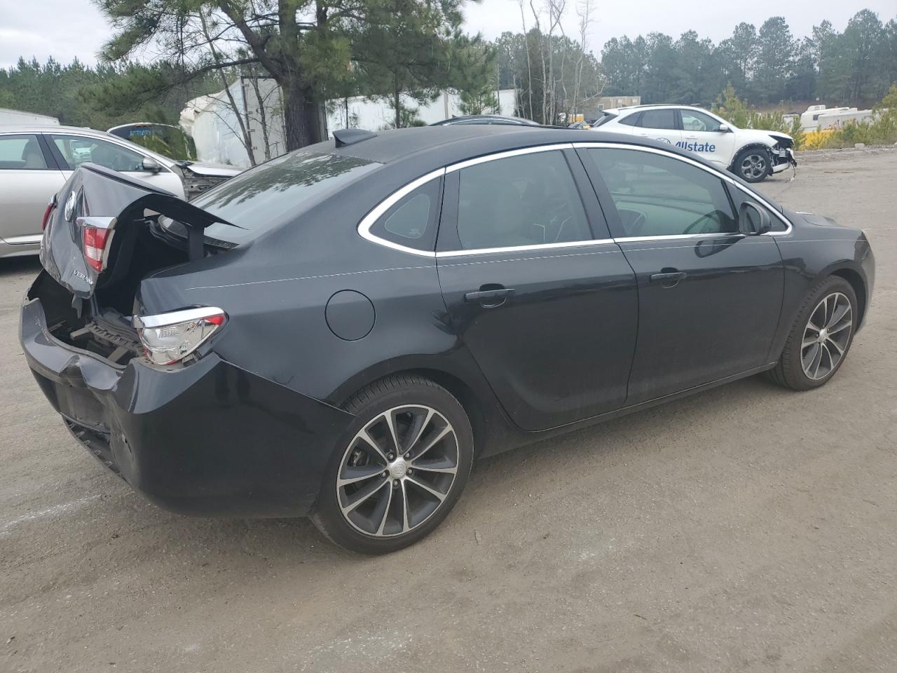 2016 Buick Verano - Image 3