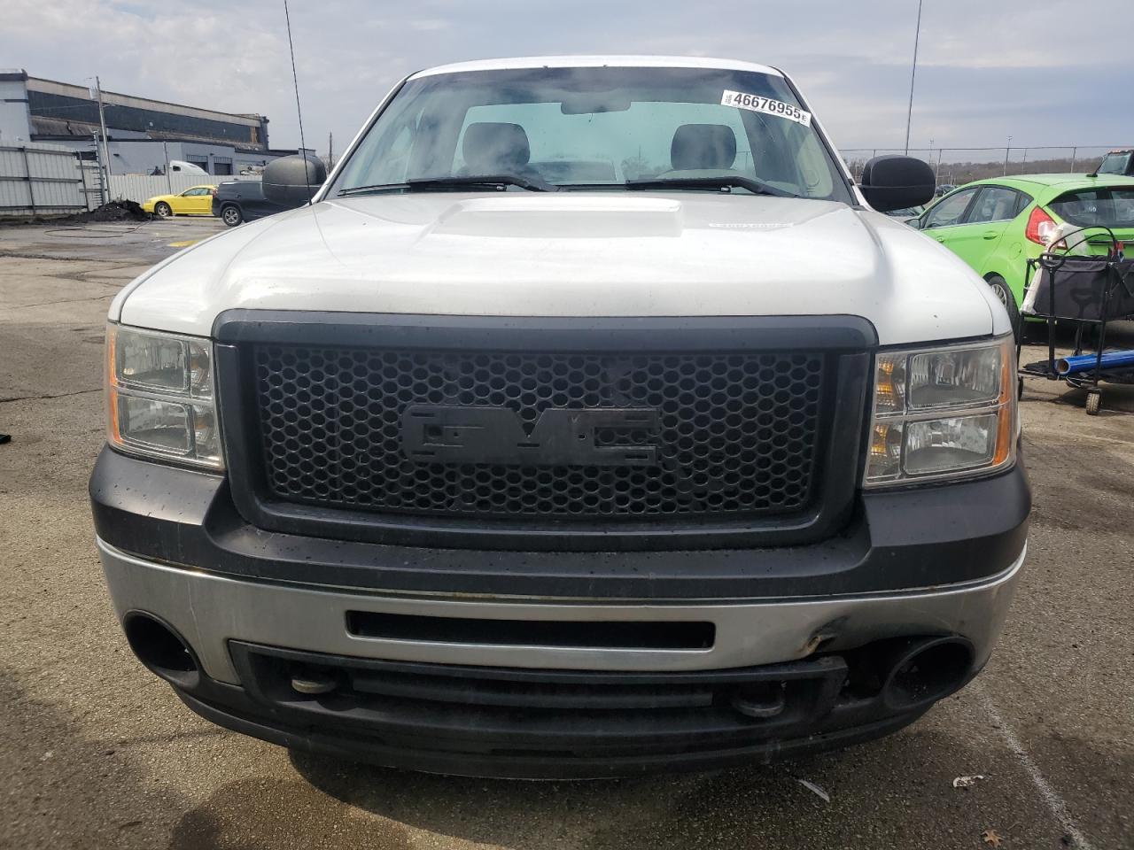 2012 GMC Sierra - Image 5