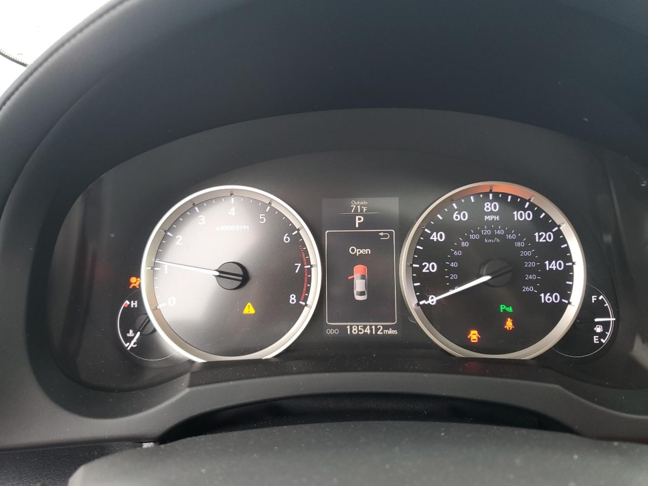 2015 Lexus IS - Image 9