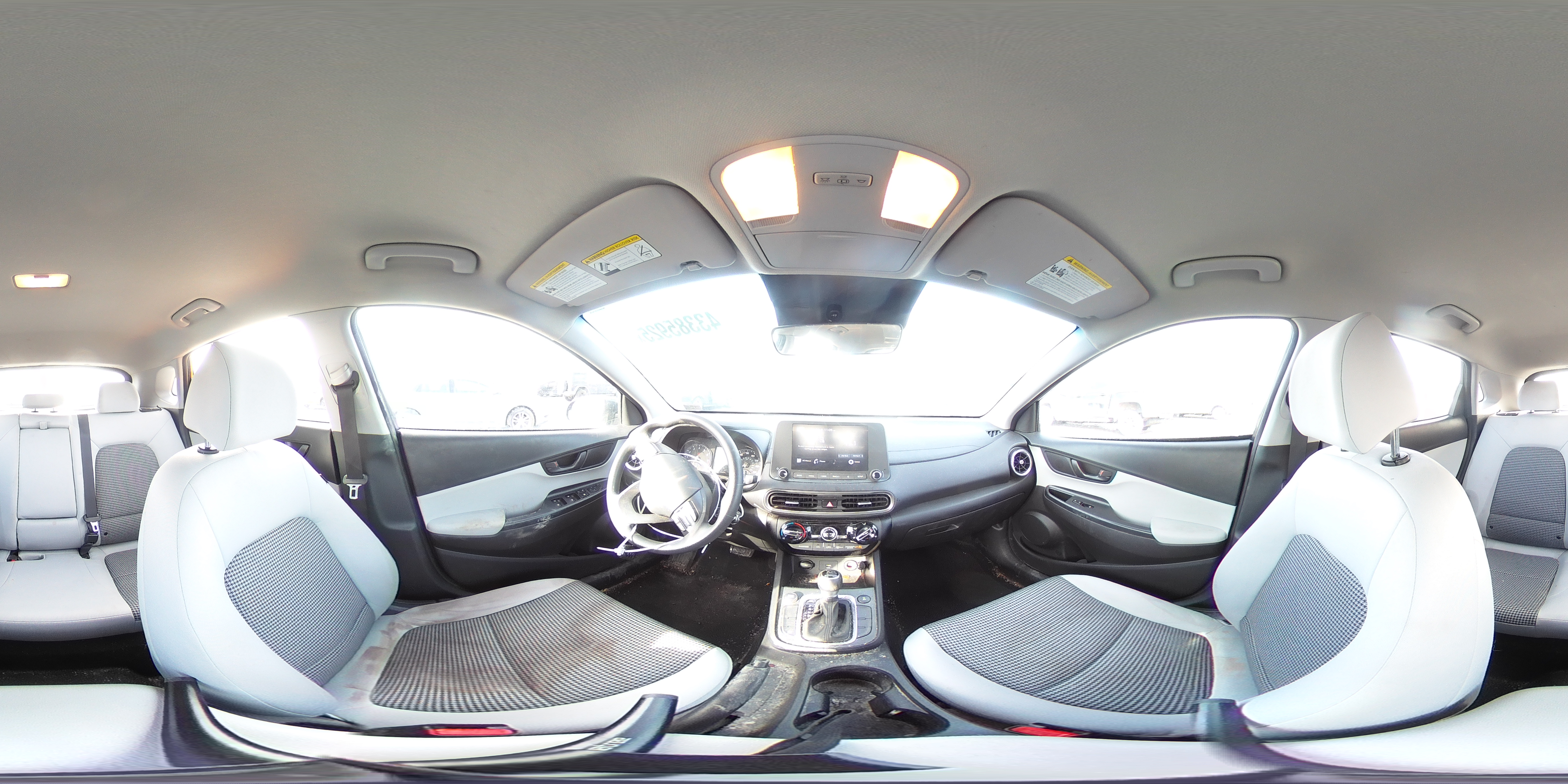 2022 Hyundai Kona - Image 12