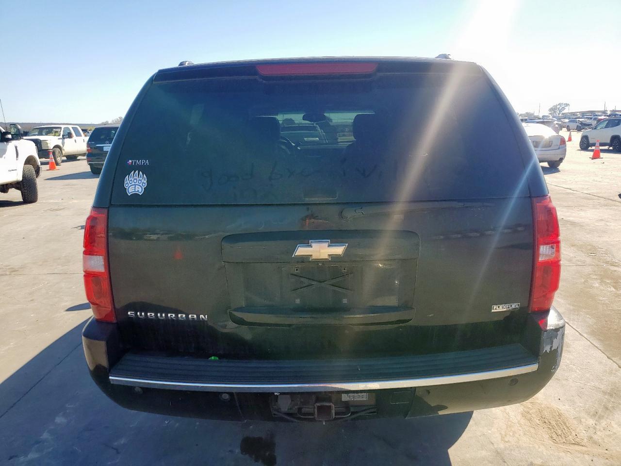 2009 Chevrolet Suburban - Image 6