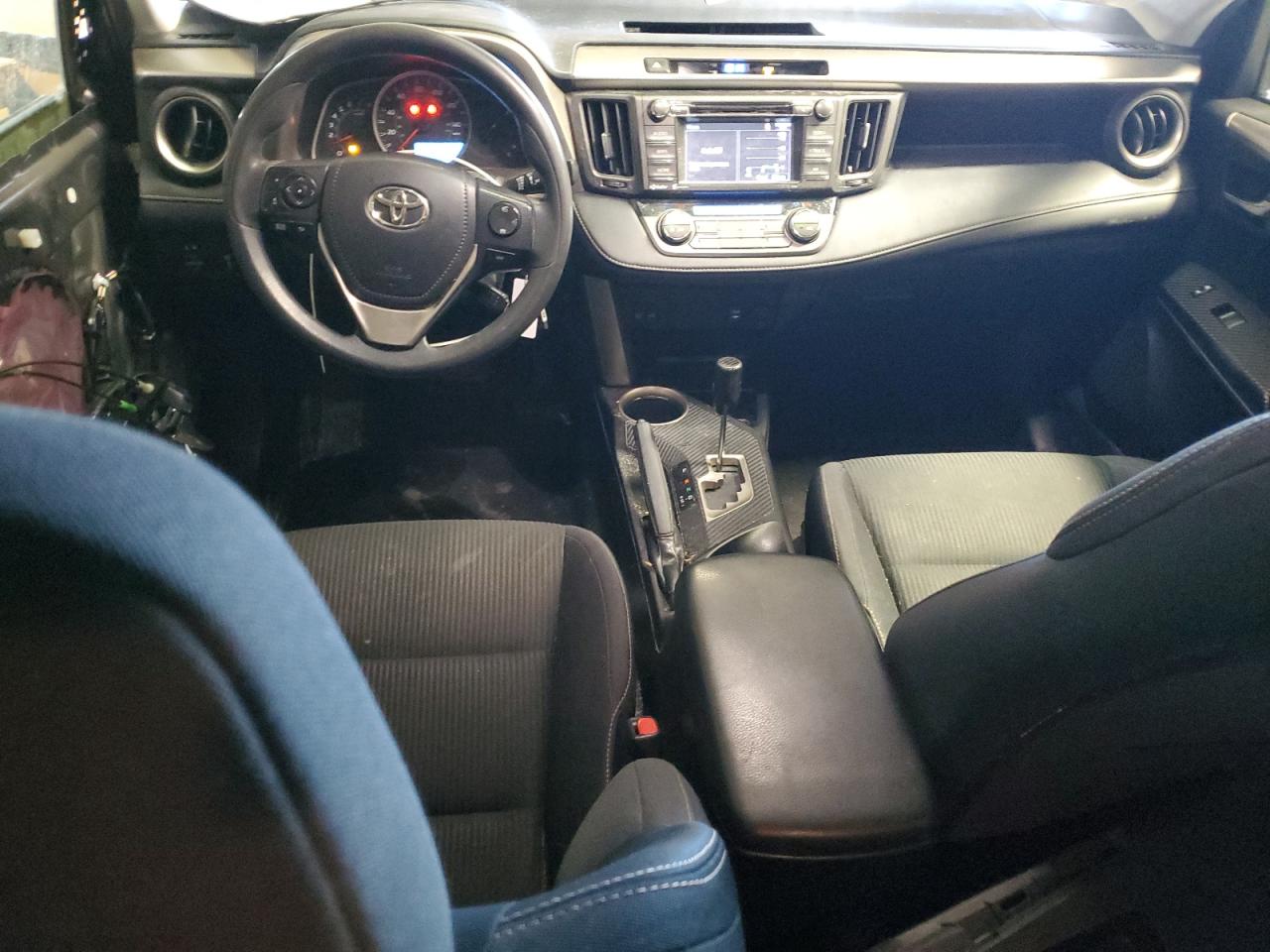 2014 Toyota RAV 4 - Image 8
