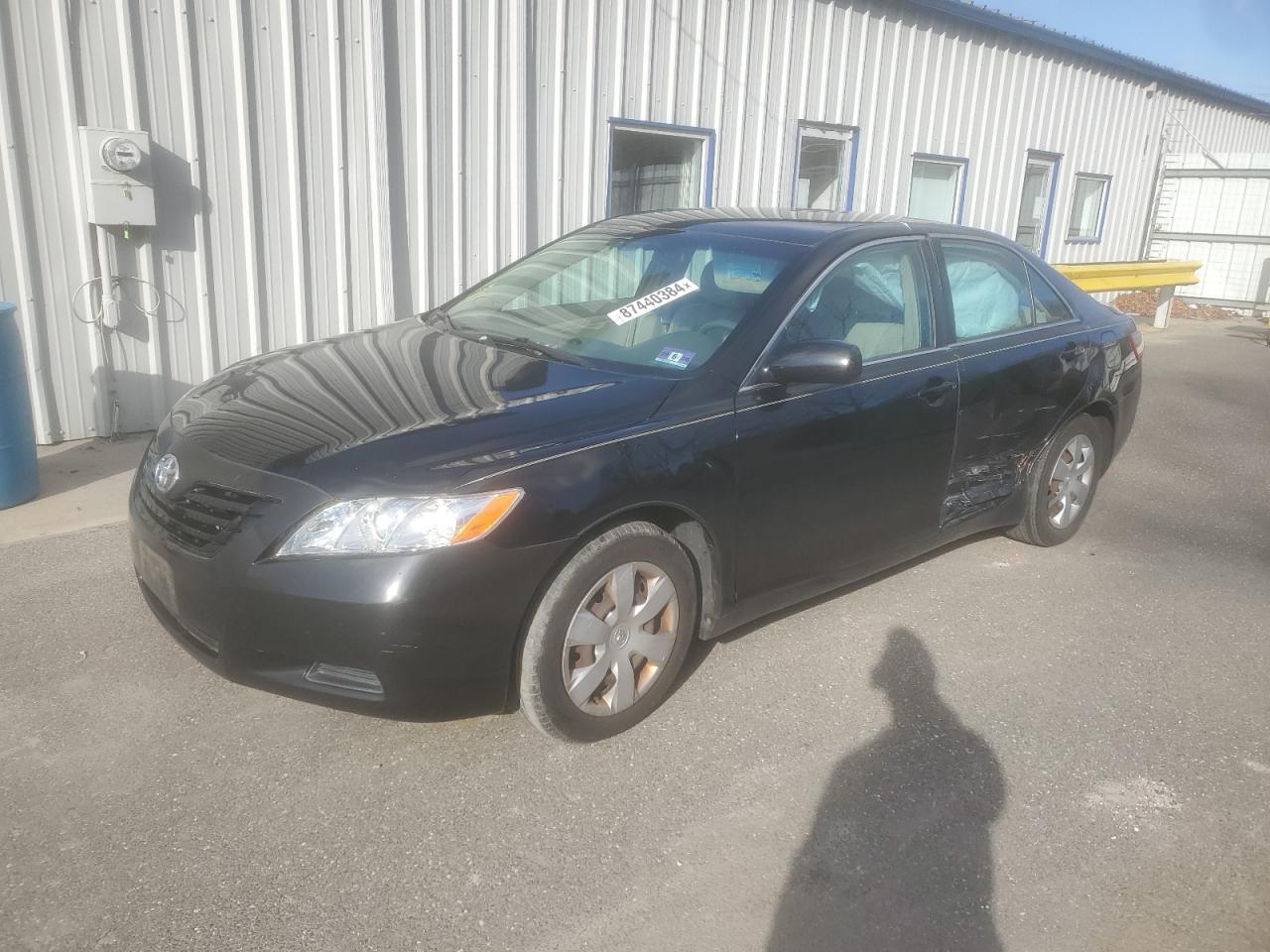 2009 Toyota Camry - Image 1