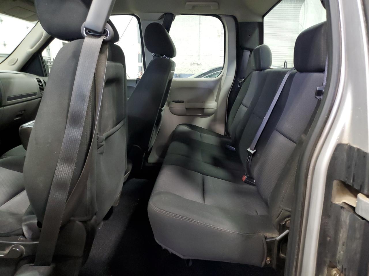 2010 Chevrolet Silverado - Image 10