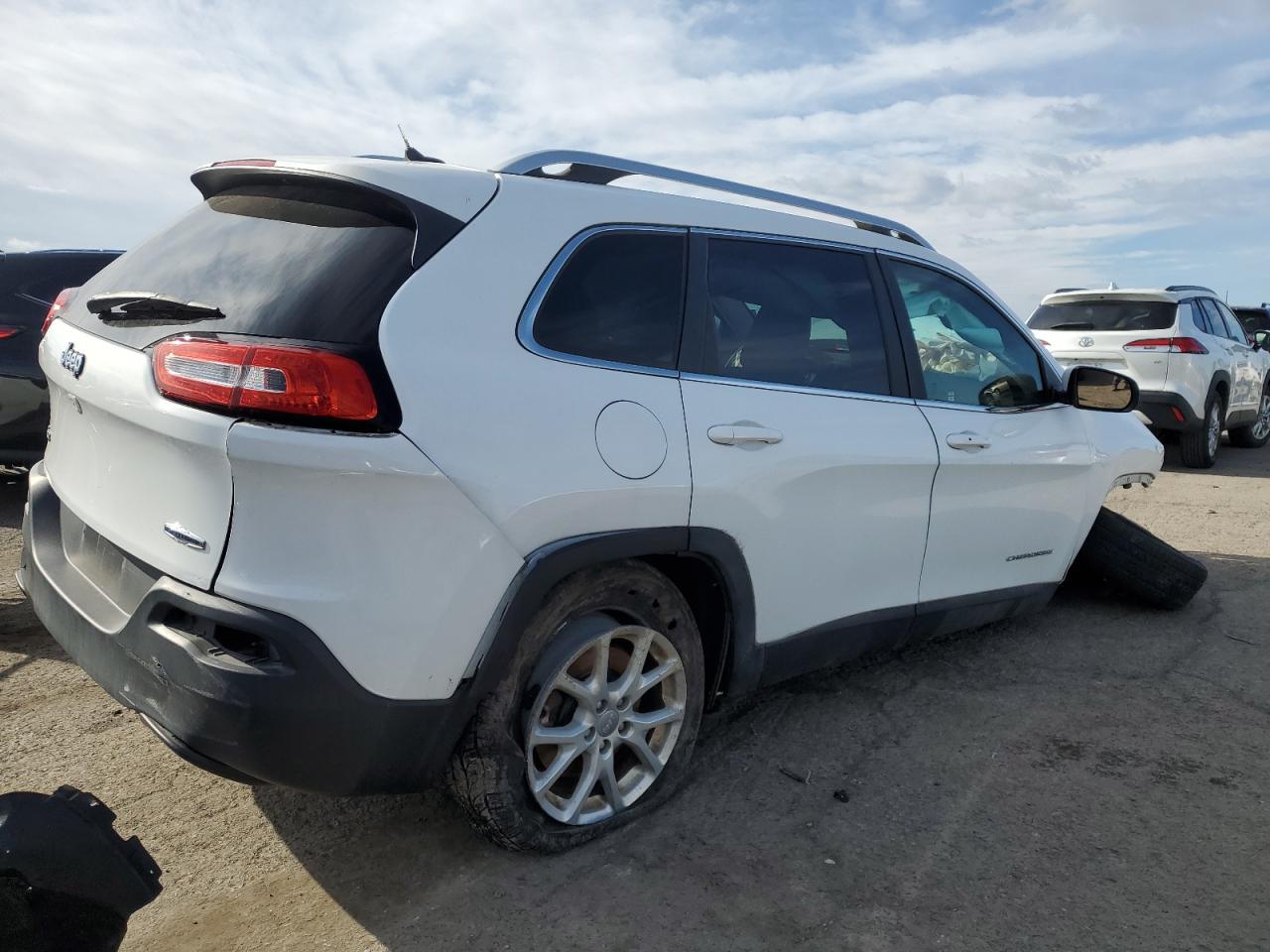 2014 Jeep Grand Cherokee - Image 3