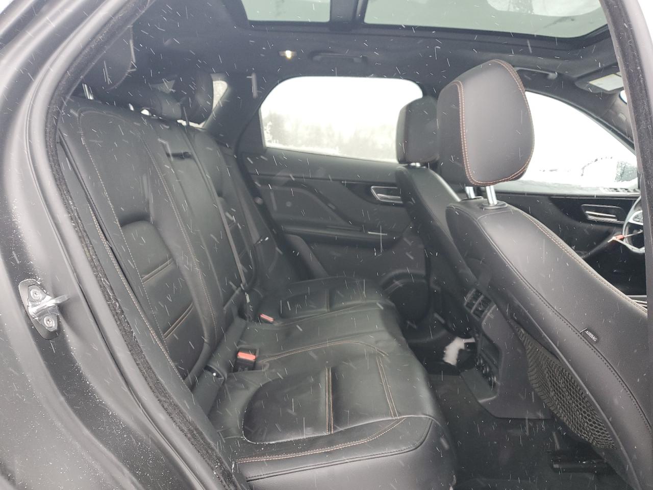 2019 Jaguar F-Pace - Image 11