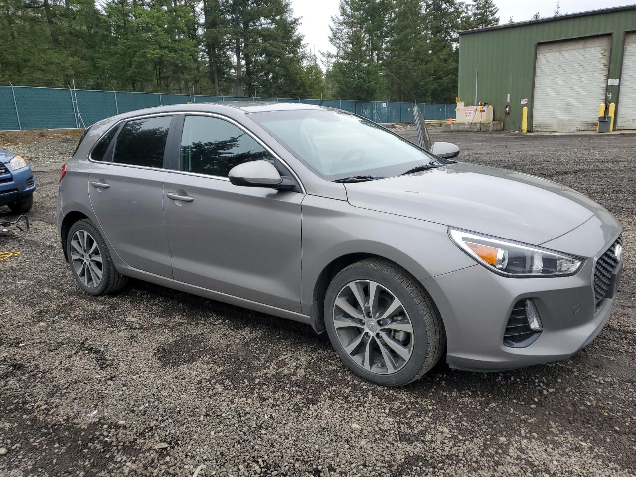 2020 Hyundai Elantra - Image 4